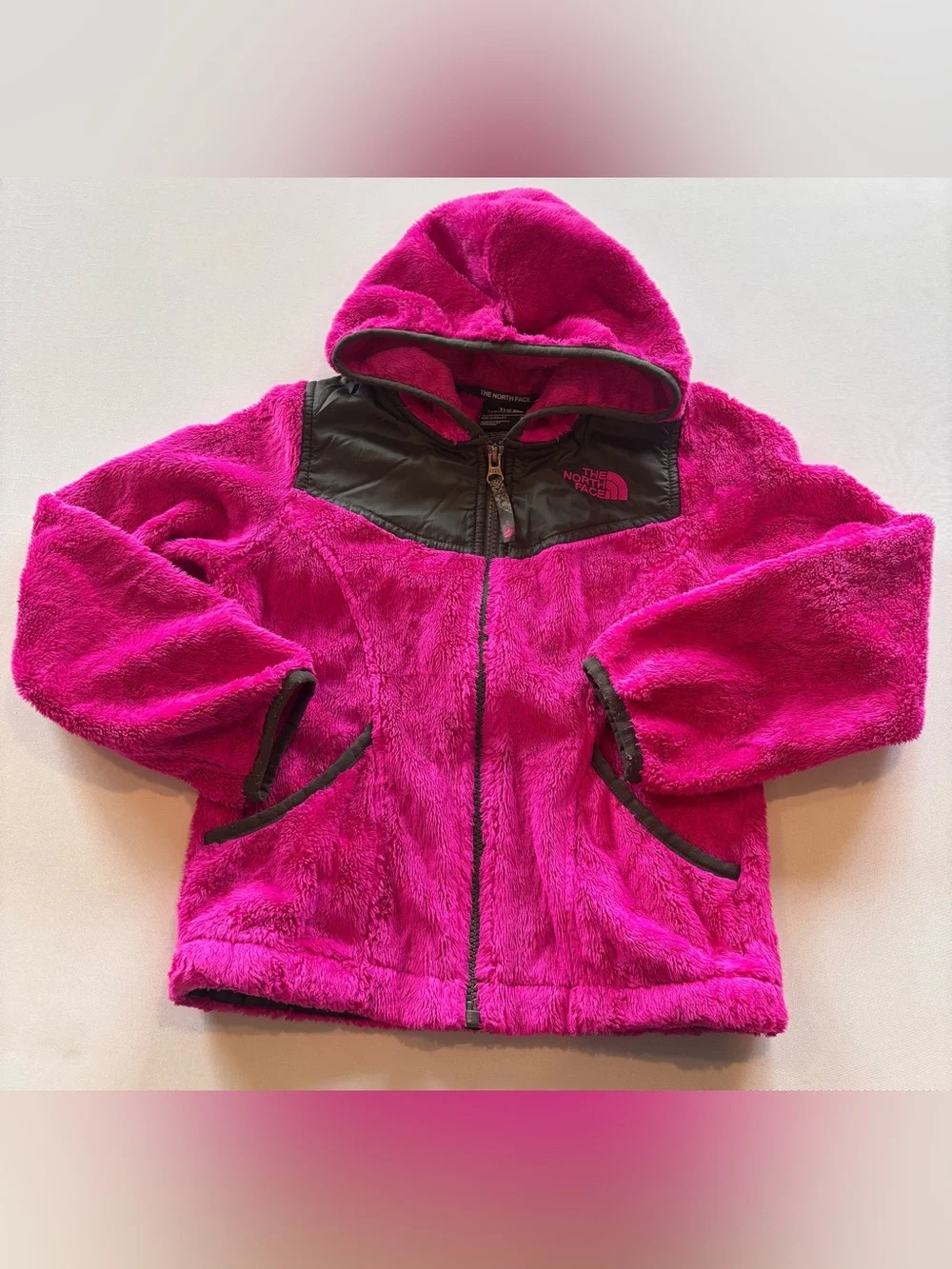 The North Face Hot Pink Hooded Fleece with Black Woven Tag Little Girls Size XS